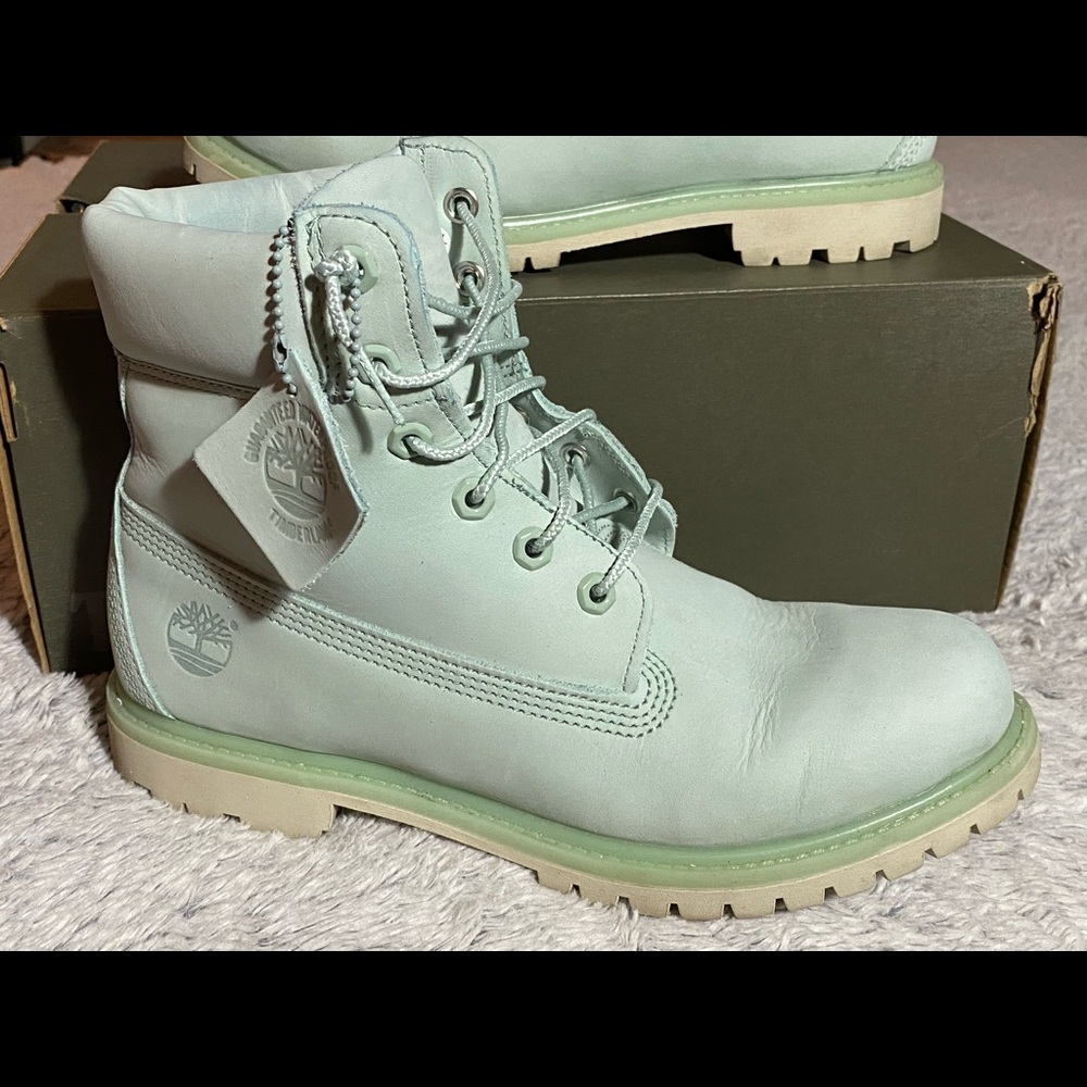 Light Green Women’s Timberland Boots